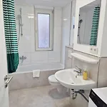 Διαμέρισμα Comfortable In *